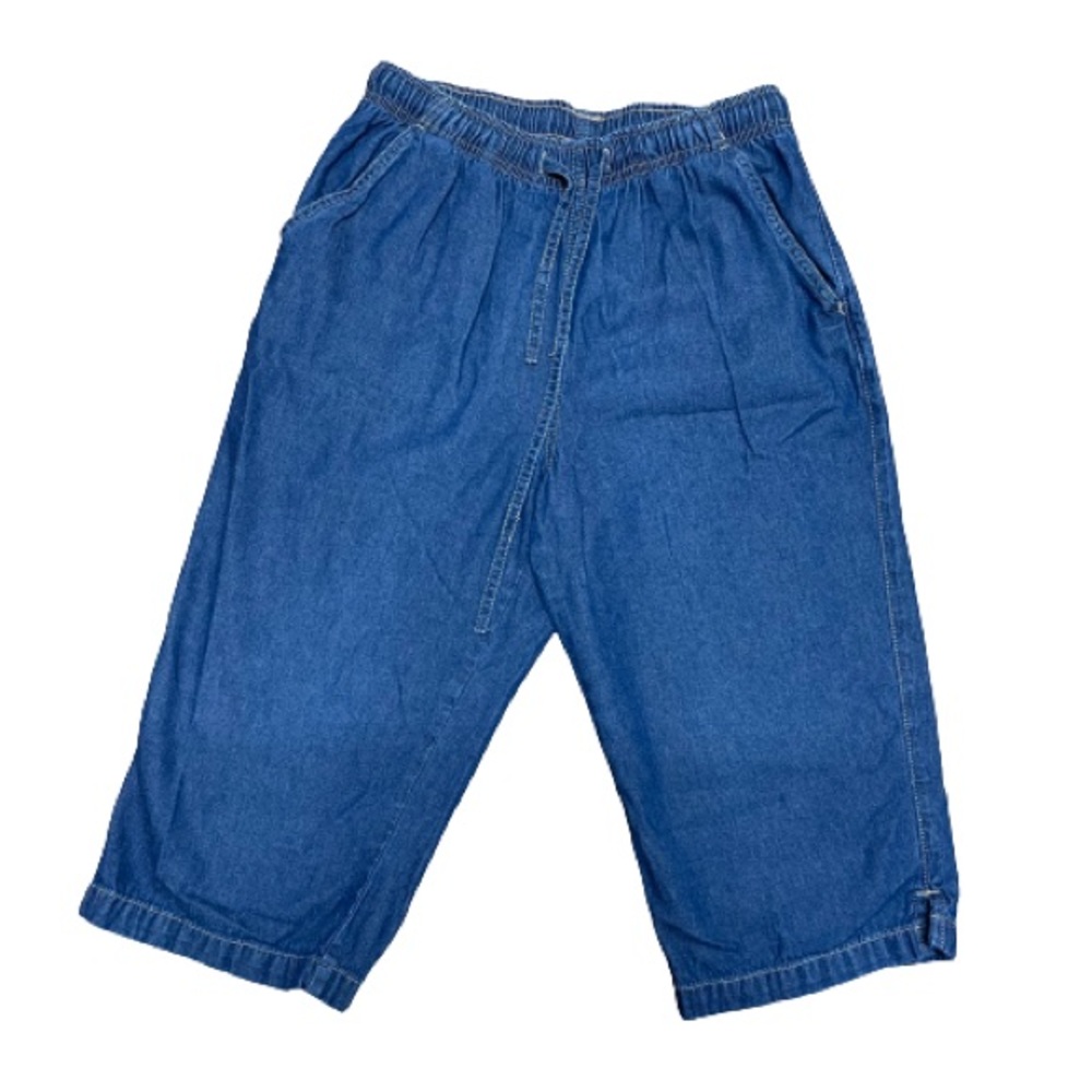 Petite Medium Erika Jean Capris